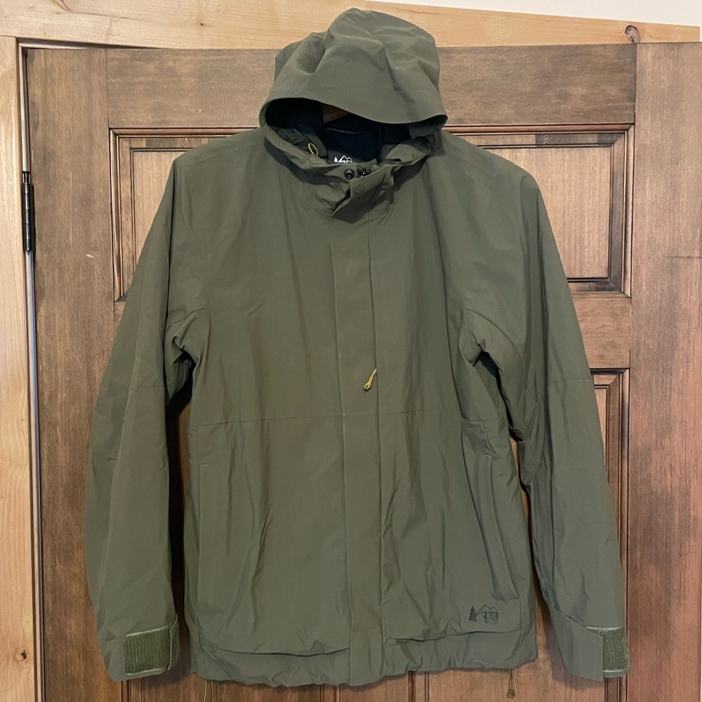 Men’s REI Olive Green Hooded Ski Jacket (L)